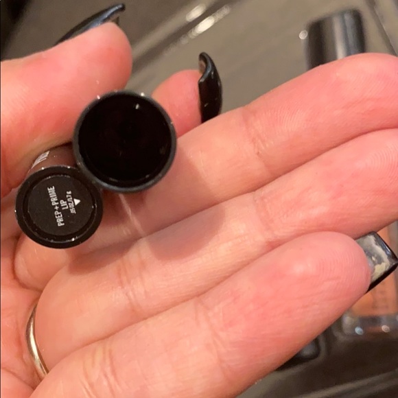 MAC Stars of the Party kit: Neutral 3 piece set - Picture 7 of 7